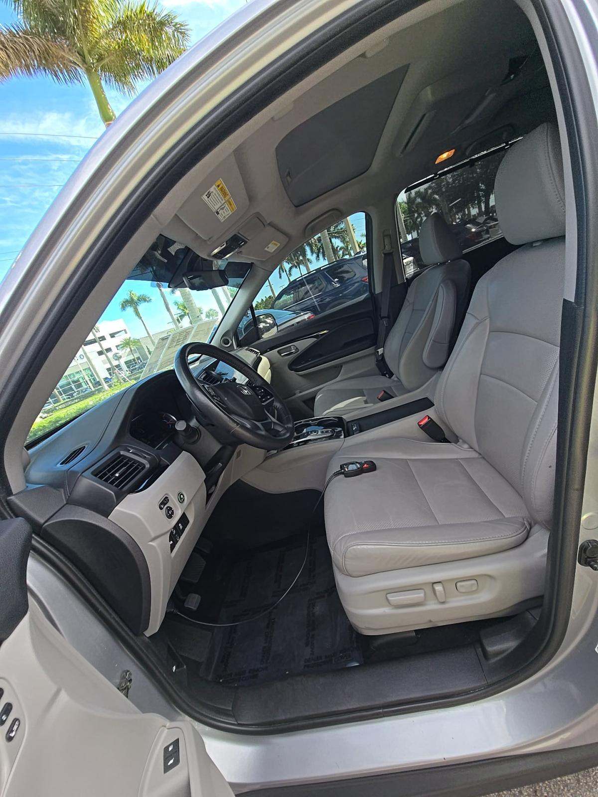 2022 Honda Pilot Elite AWD