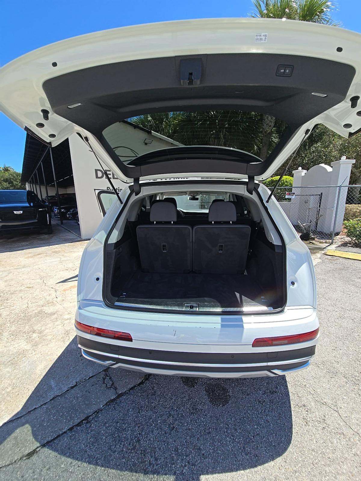 2024 Audi Q7 Premium Plus AWD