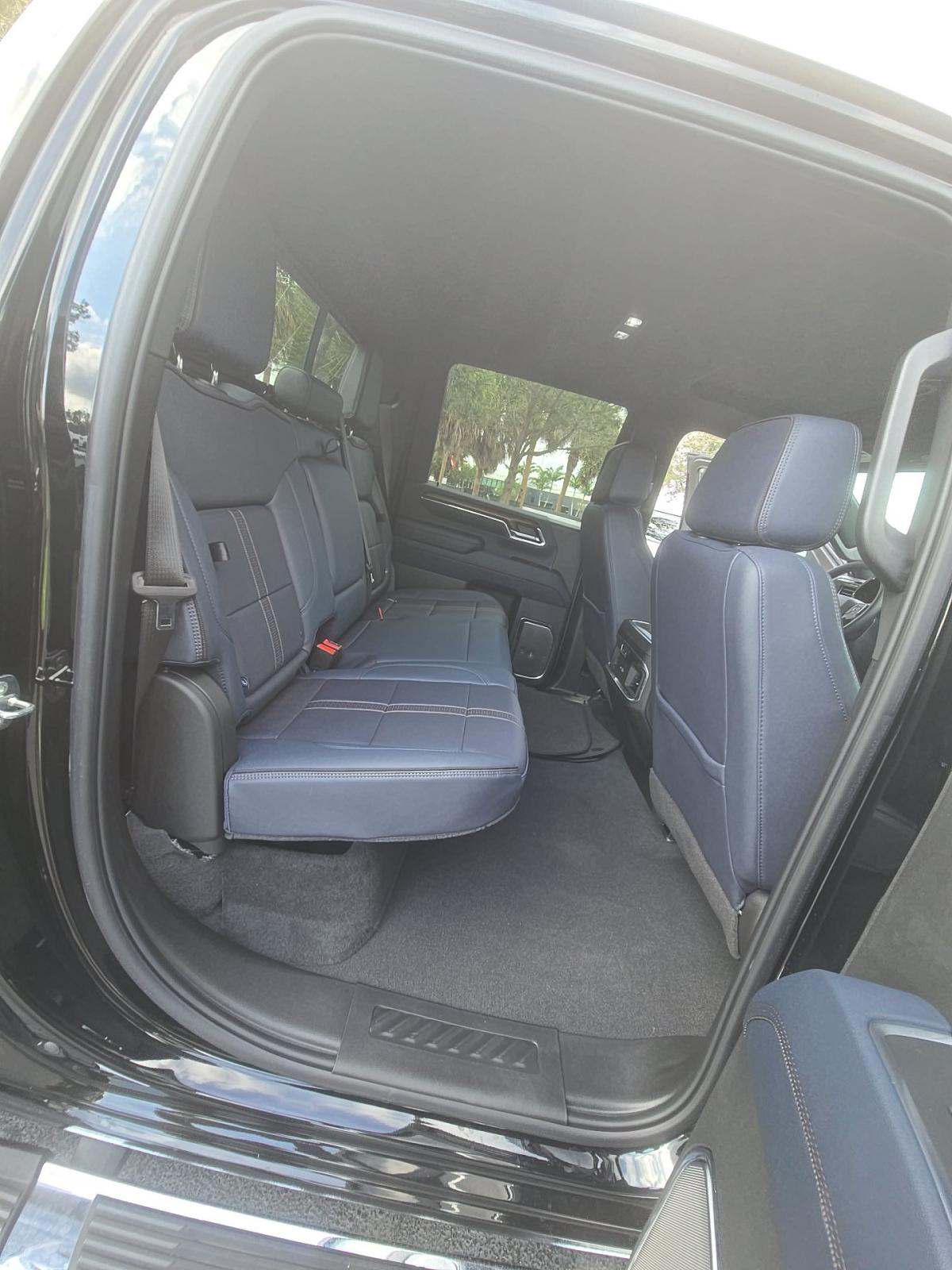 2024 Chevrolet Silverado 3500HD High Country AWD