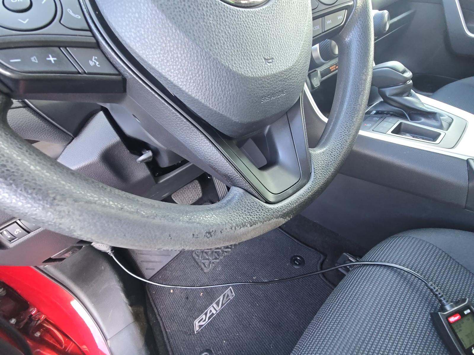 2022 Toyota RAV4 LE FWD