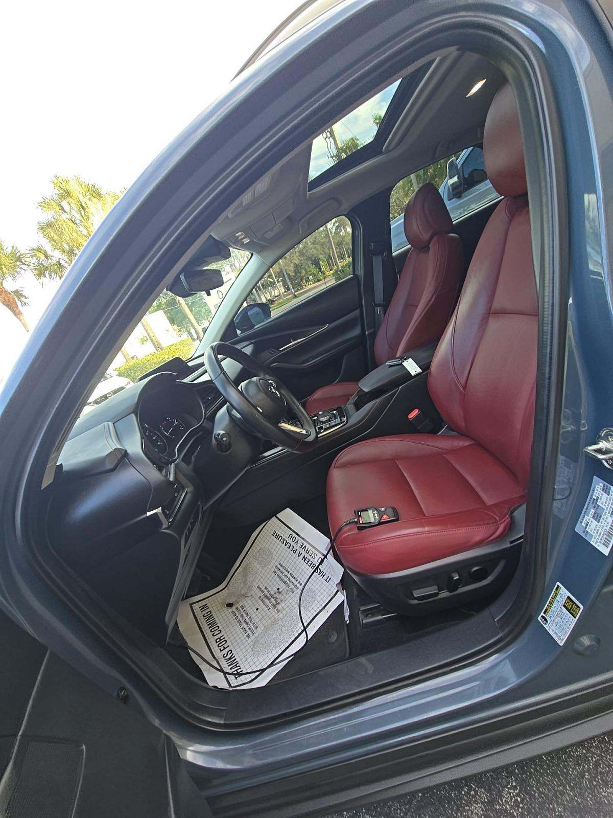 2023 MAZDA CX-30 2.5 S Carbon Edition AWD