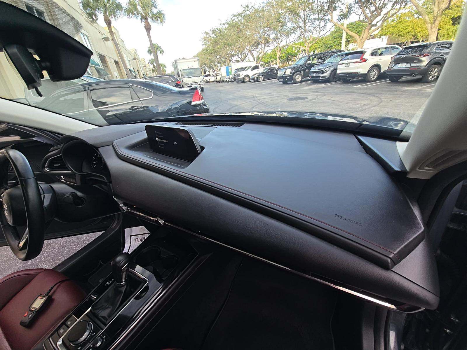 2023 MAZDA CX-30 2.5 S Carbon Edition AWD