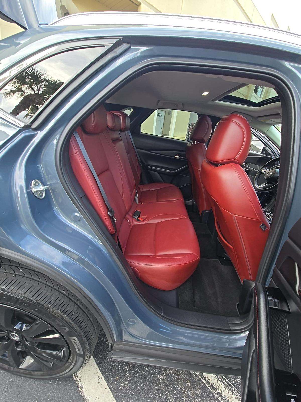 2023 MAZDA CX-30 2.5 S Carbon Edition AWD