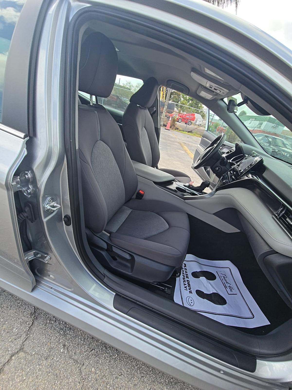 2023 Toyota Camry LE FWD