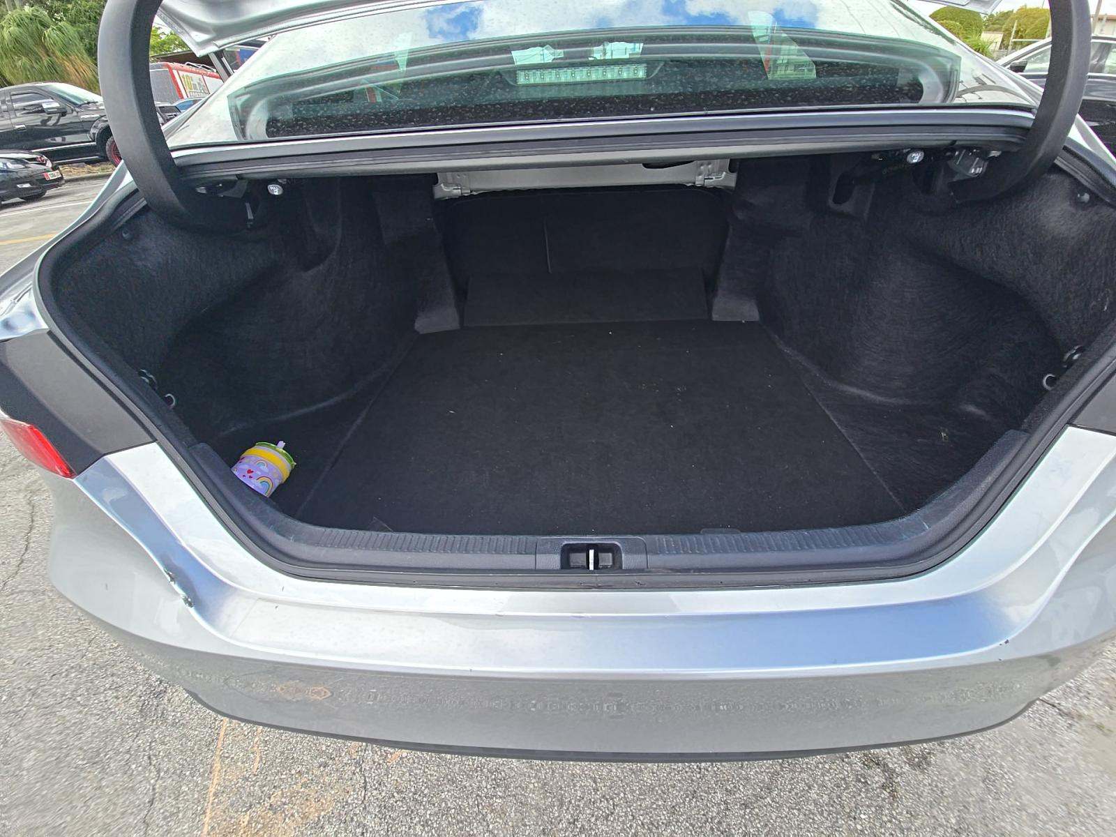 2023 Toyota Camry LE FWD