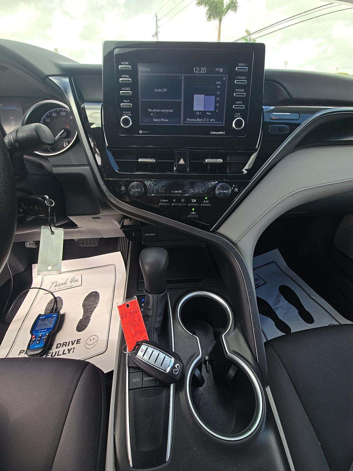 2023 Toyota Camry LE FWD