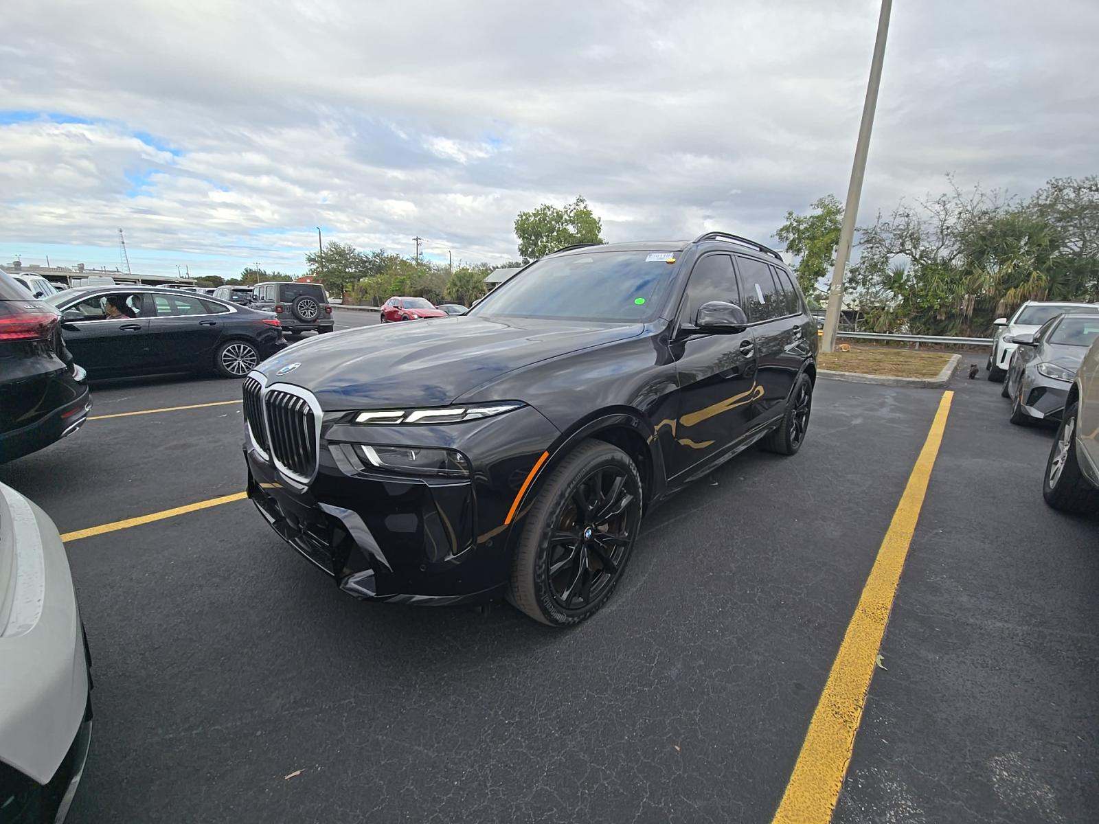2023 BMW X7 xDrive40i AWD