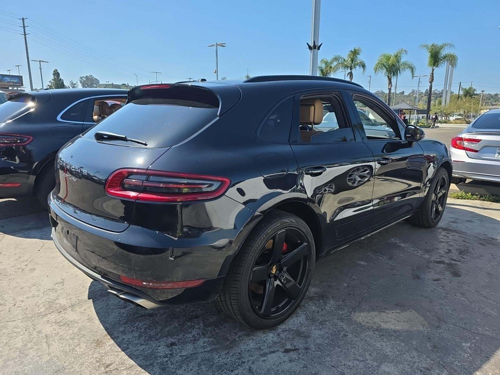 2017 Porsche Macan Turbo AWD