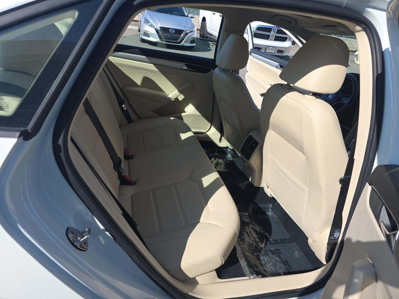 2019 Volkswagen Passat 2.0T Wolfsburg Edition FWD