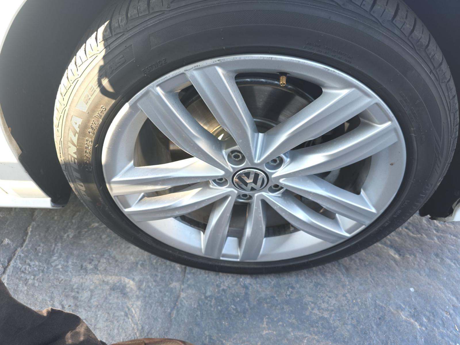 2019 Volkswagen Passat 2.0T Wolfsburg Edition FWD
