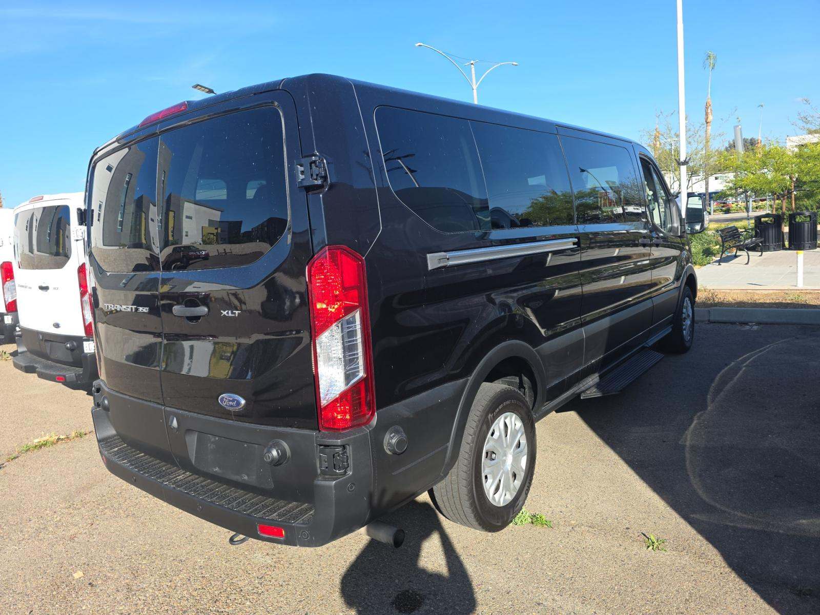 FORD TRANSIT 350 - 3