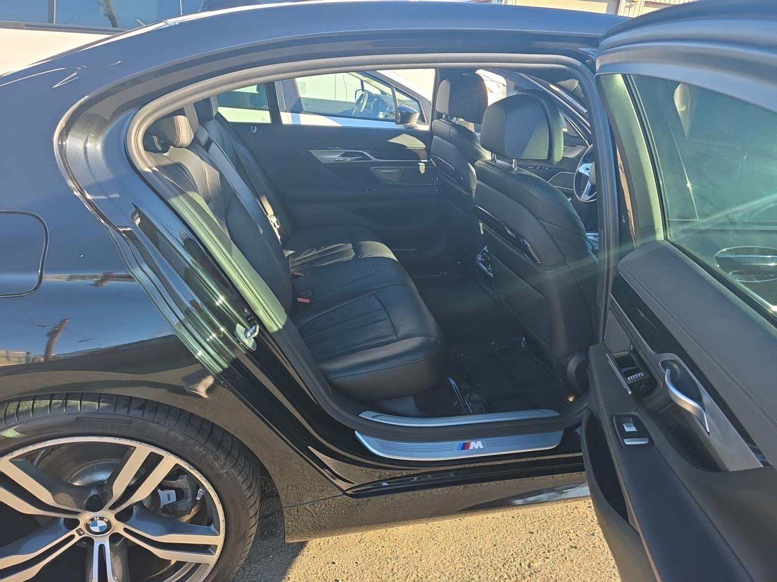 2019 BMW 7 Series 740i RWD