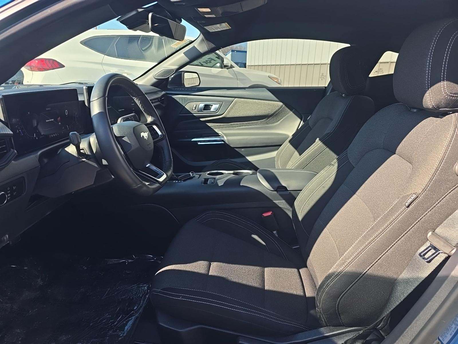 2024 Ford Mustang EcoBoost RWD