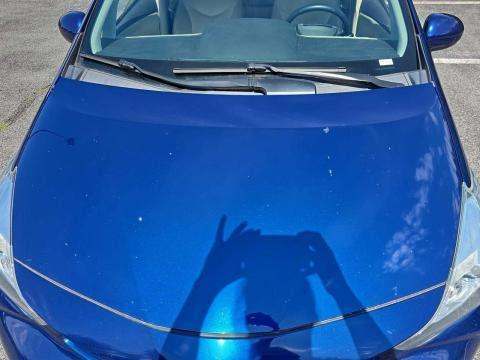 2017 Toyota Prius v Four FWD