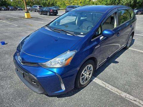 2017 Toyota Prius v Four FWD