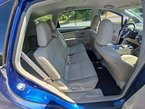 2017 Toyota Prius v Four FWD