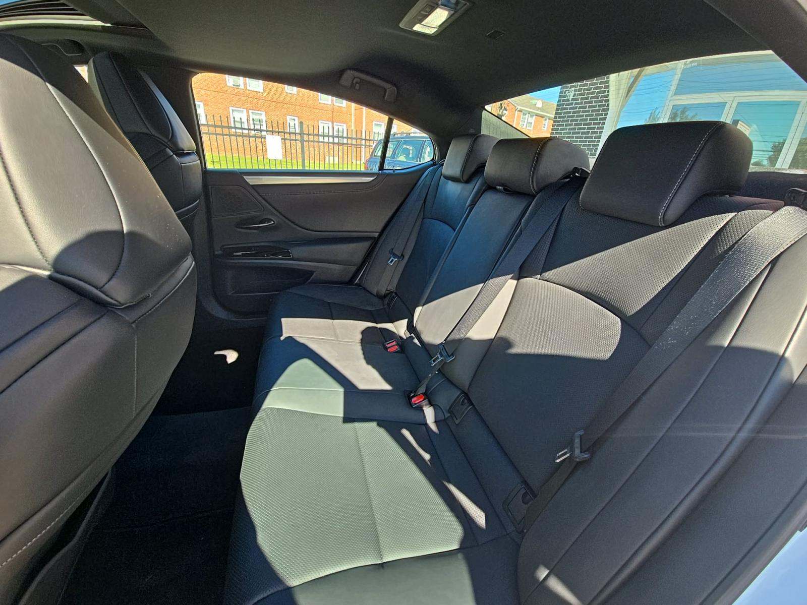 2022 Lexus ES ES 350 F SPORT FWD