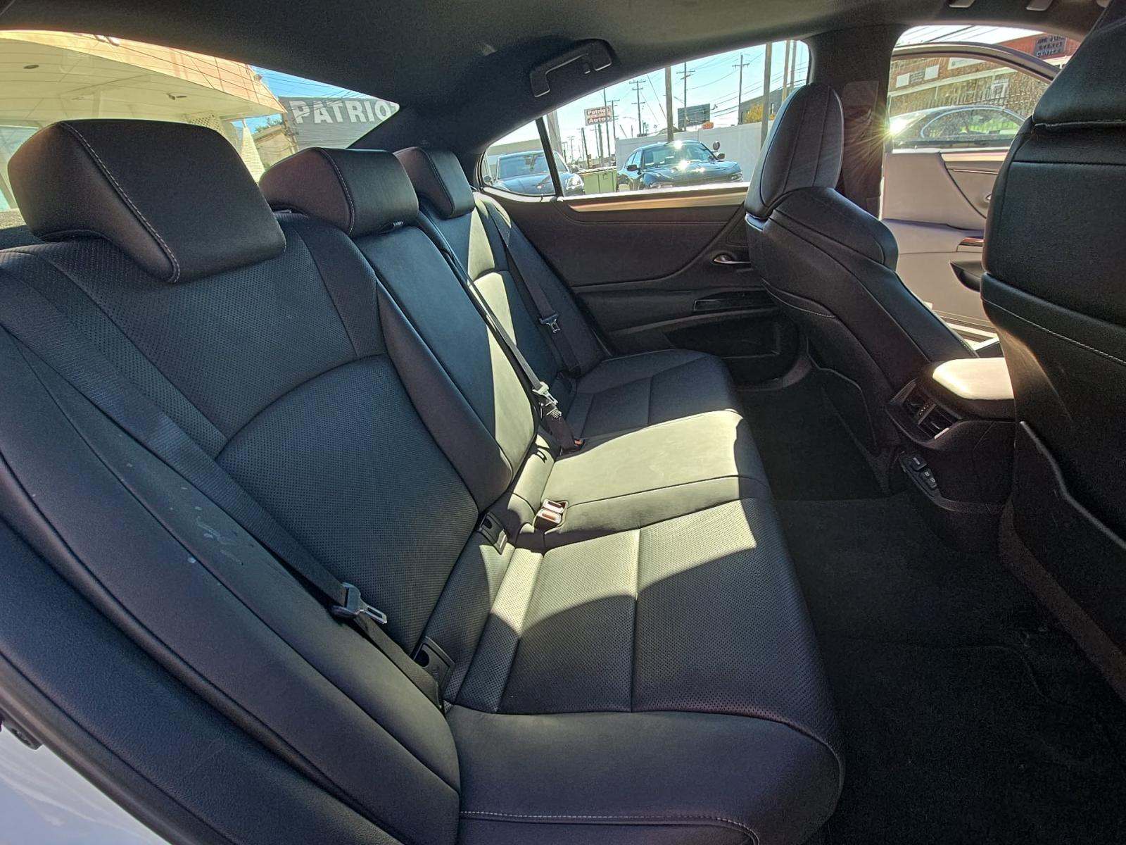 2022 Lexus ES ES 350 F SPORT FWD