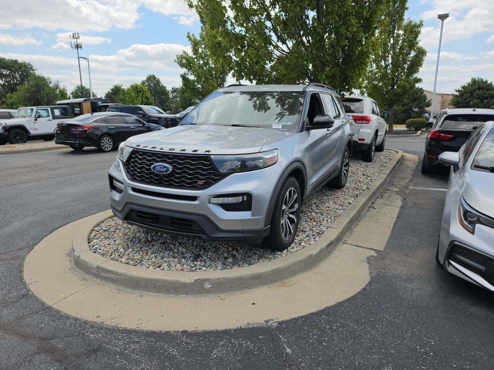 2020 Ford Explorer ST AWD