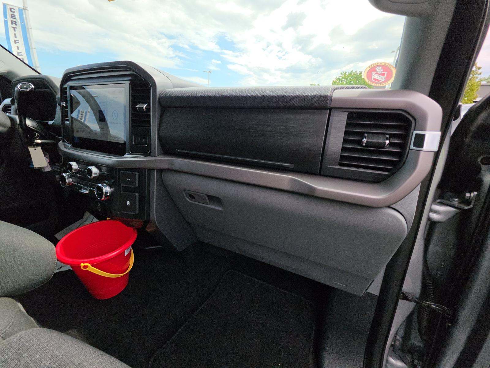 2025 Ford F-150 XLT AWD