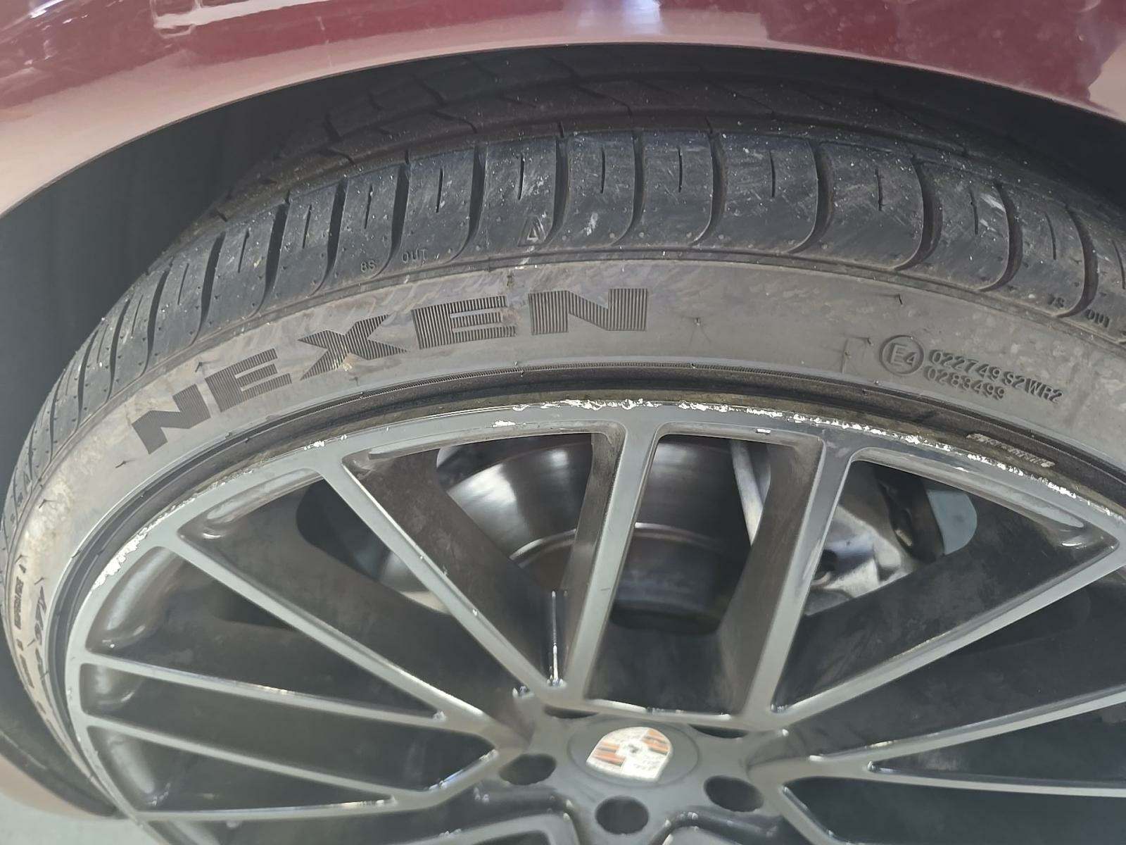 2020 Porsche Panamera 4 AWD