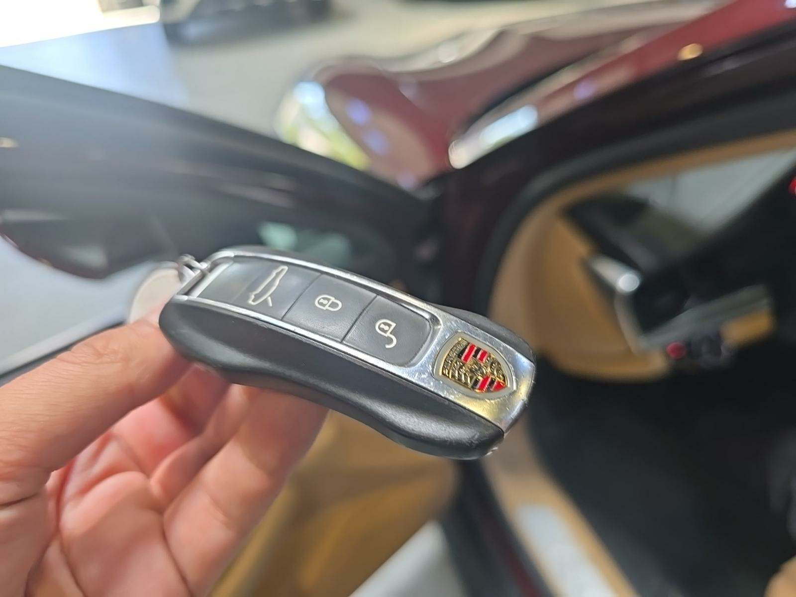 2020 Porsche Panamera 4 AWD