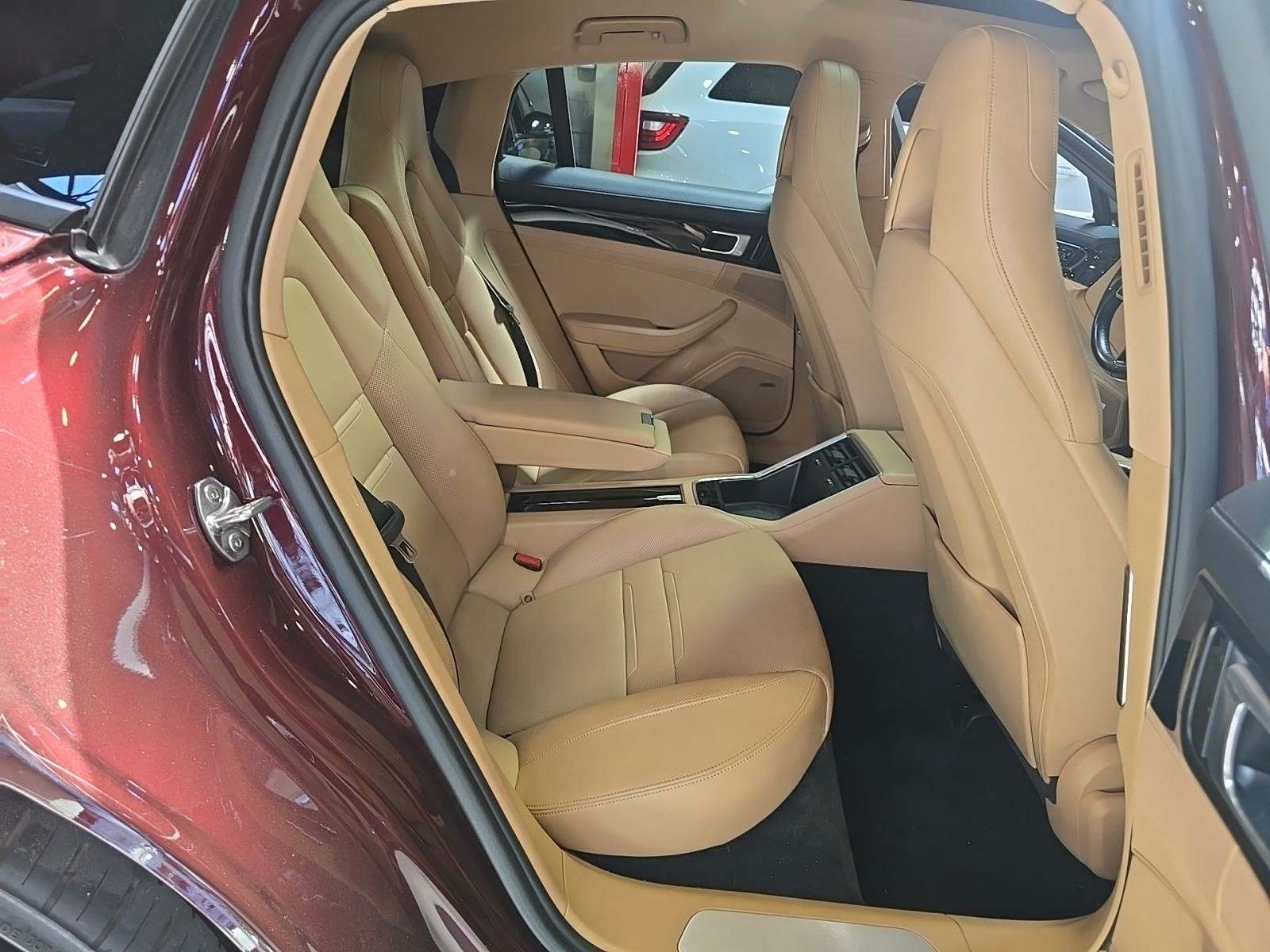 2020 Porsche Panamera 4 AWD