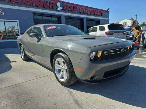 2023 Dodge Challenger SXT RWD