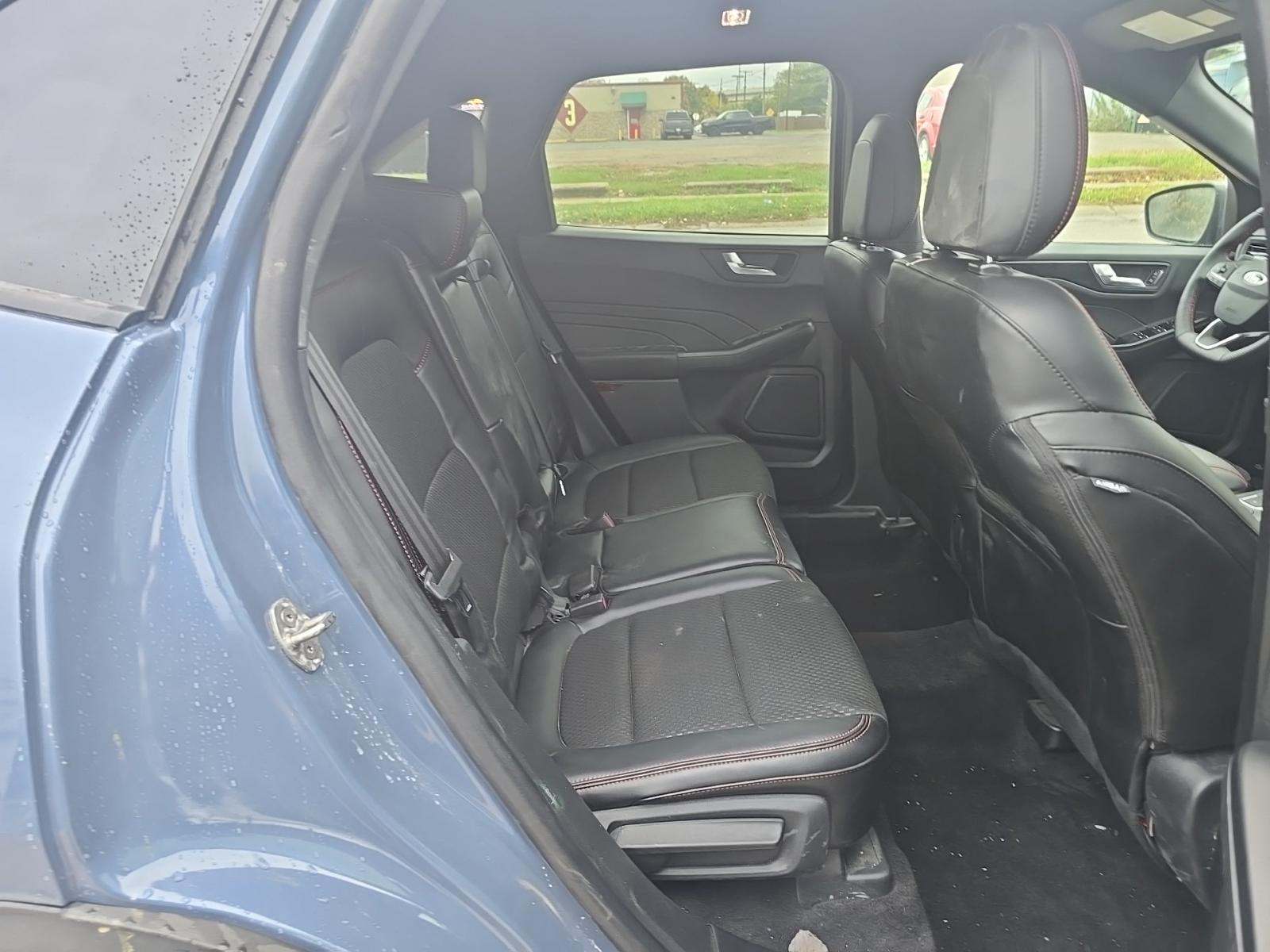 2025 Ford Escape ST-Line Select AWD