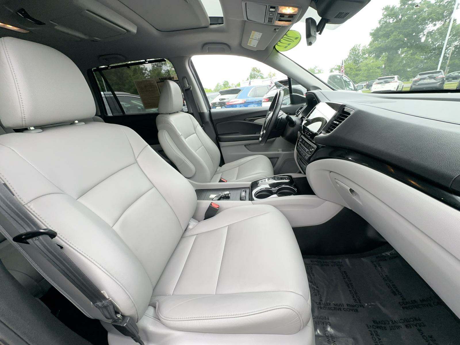 2022 Honda Pilot Touring AWD