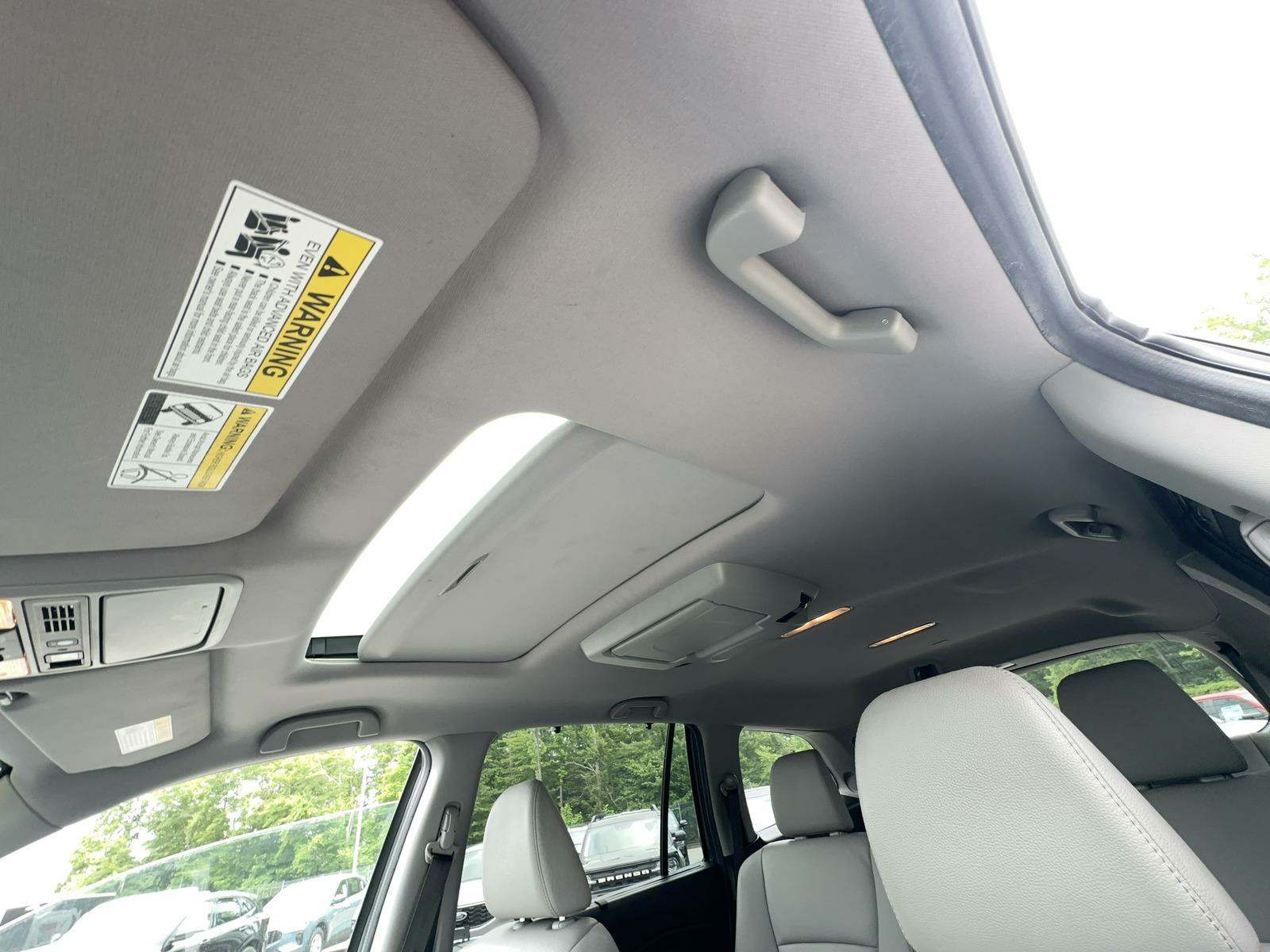 2022 Honda Pilot Touring AWD