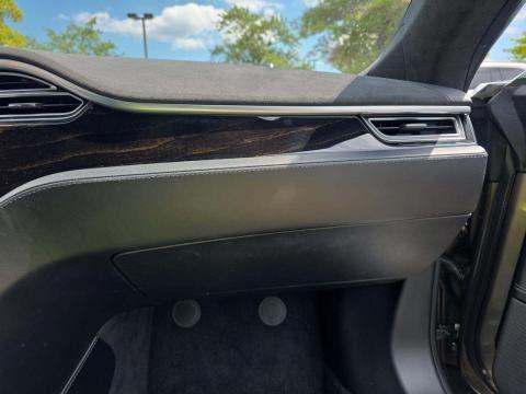 2016 Tesla Model S 70D AWD