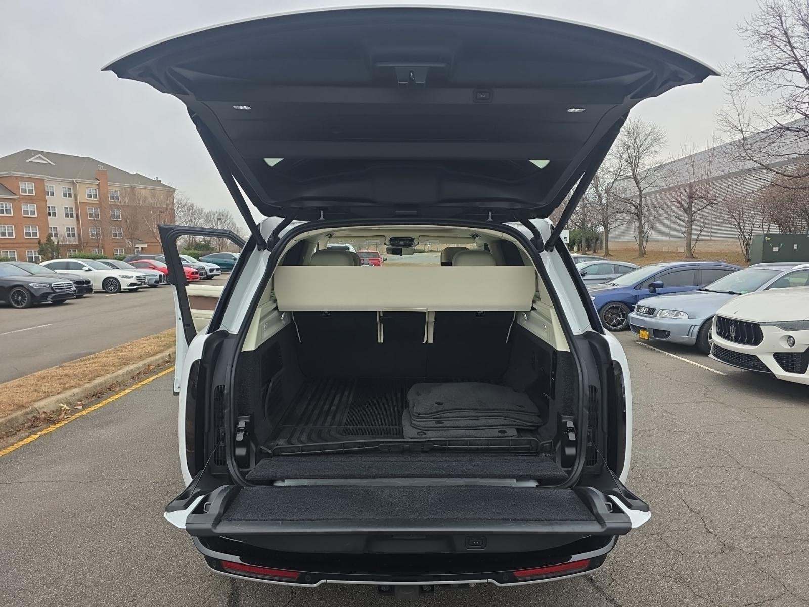 2023 Land Rover Range Rover Autobiography AWD