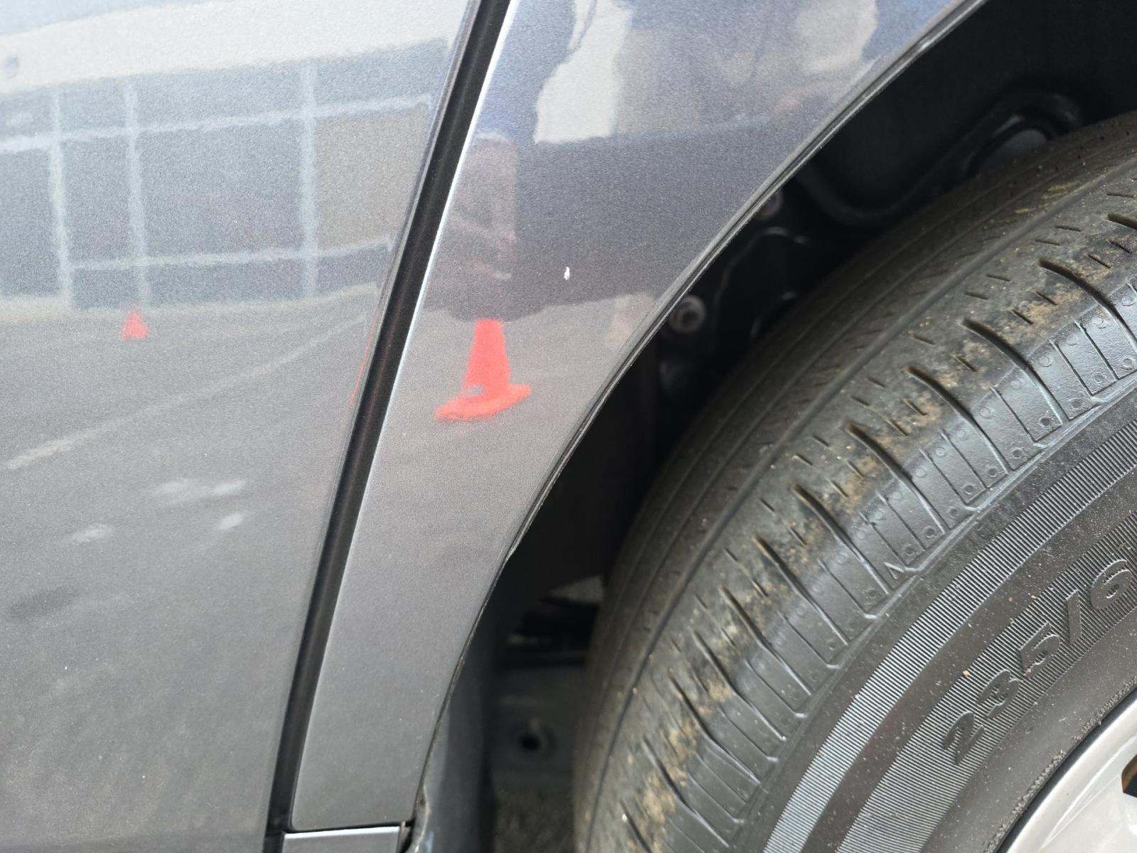 2025 Toyota Sienna LE FWD