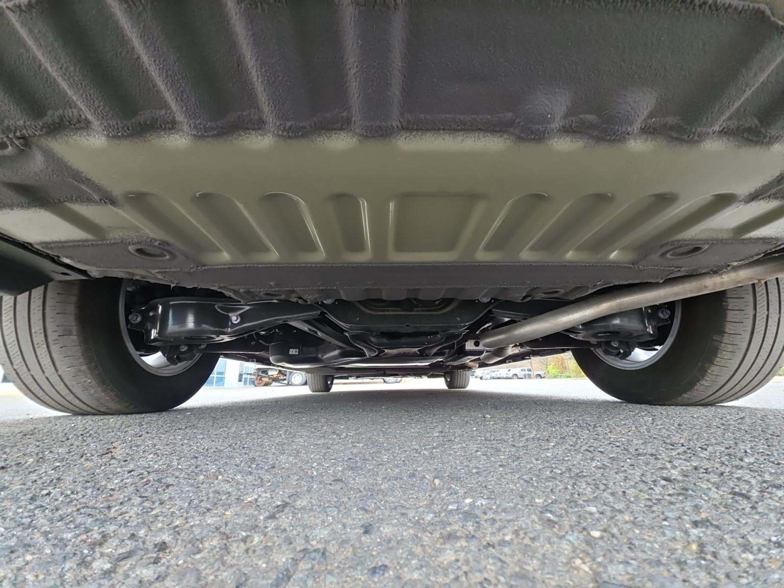 2025 Toyota Sienna LE FWD