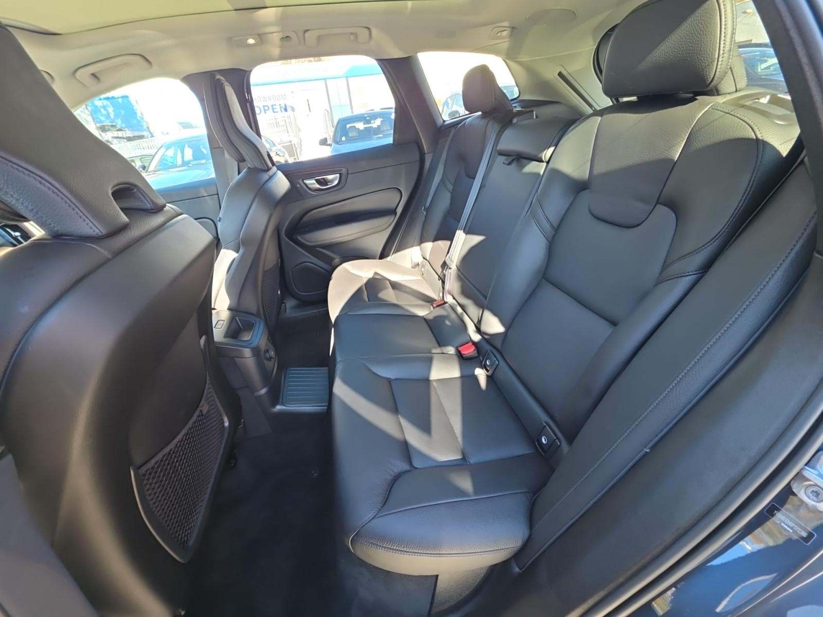 2023 Volvo XC60 Recharge T8 Plus AWD