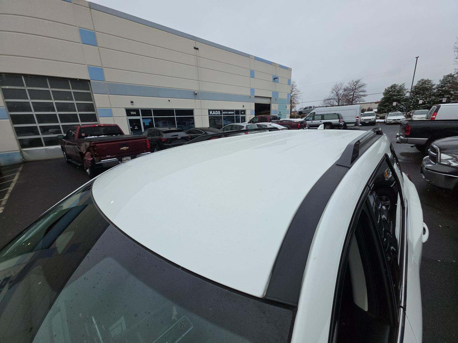 2025 Nissan Pathfinder SV AWD