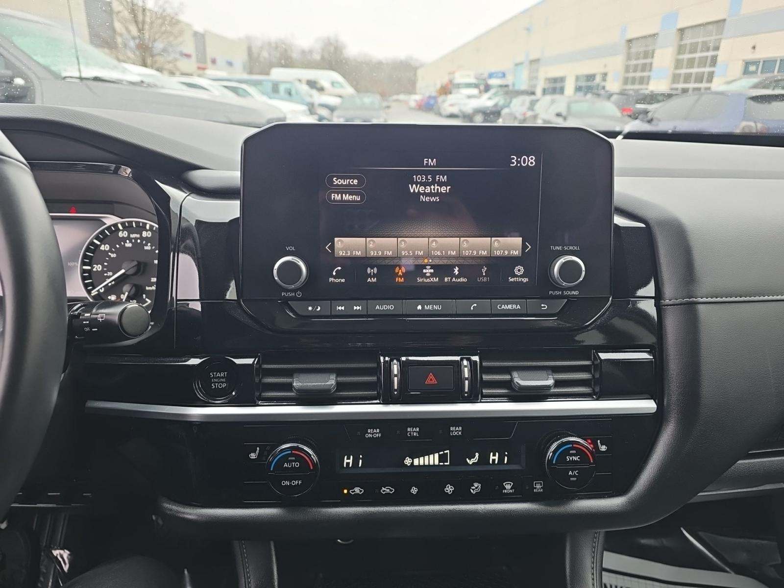 2025 Nissan Pathfinder SV AWD