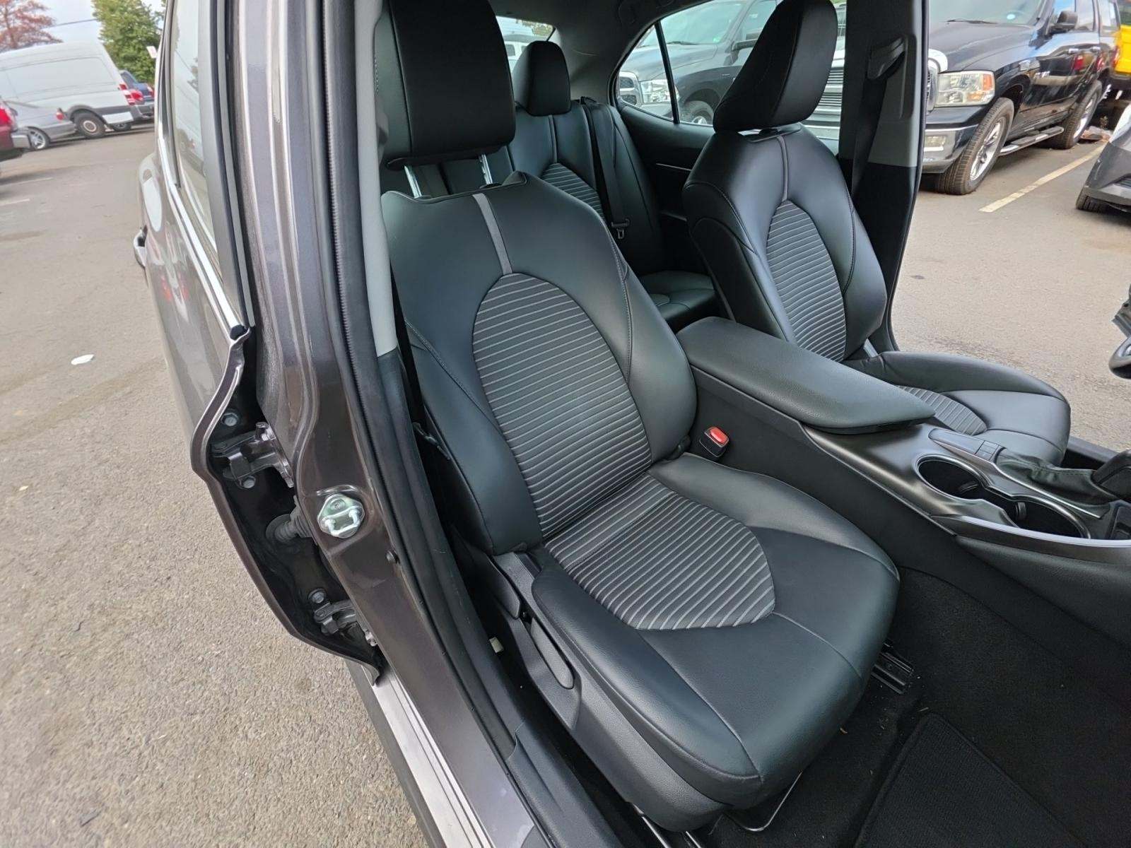 2024 Toyota Camry SE FWD