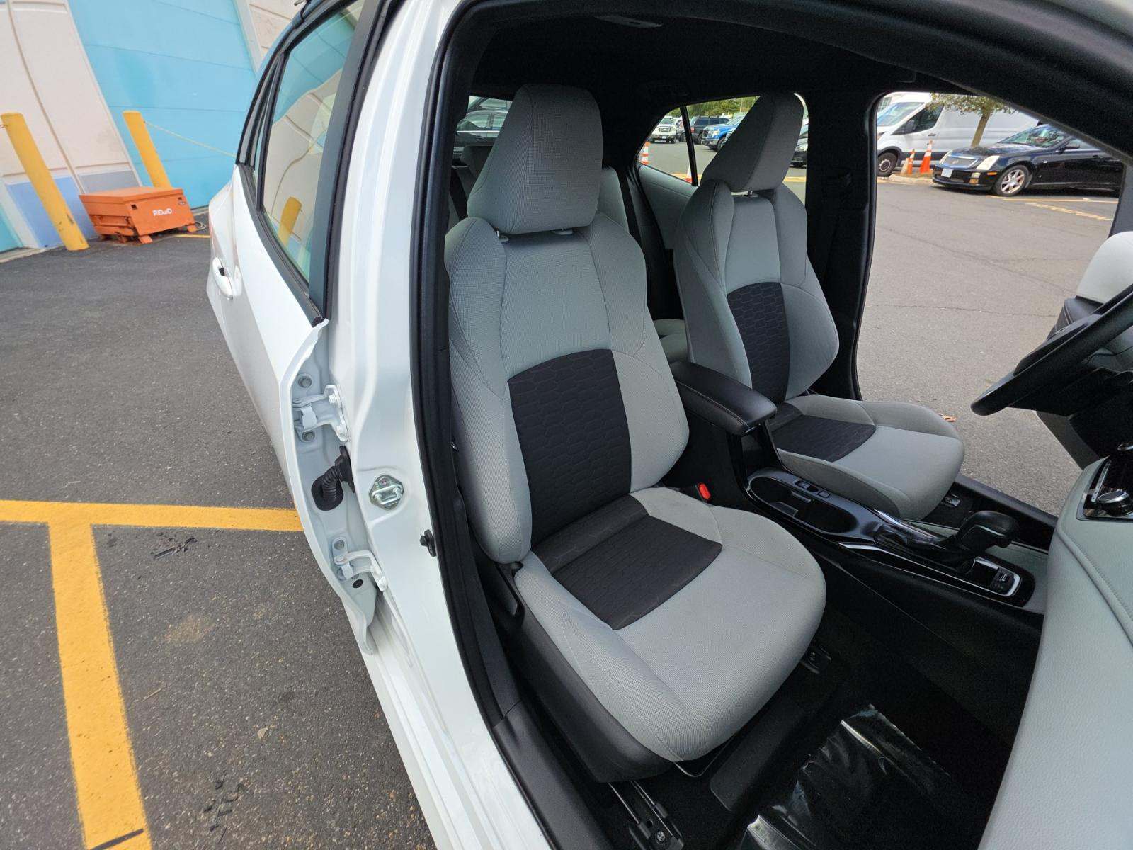 2025 Toyota Corolla SE FWD