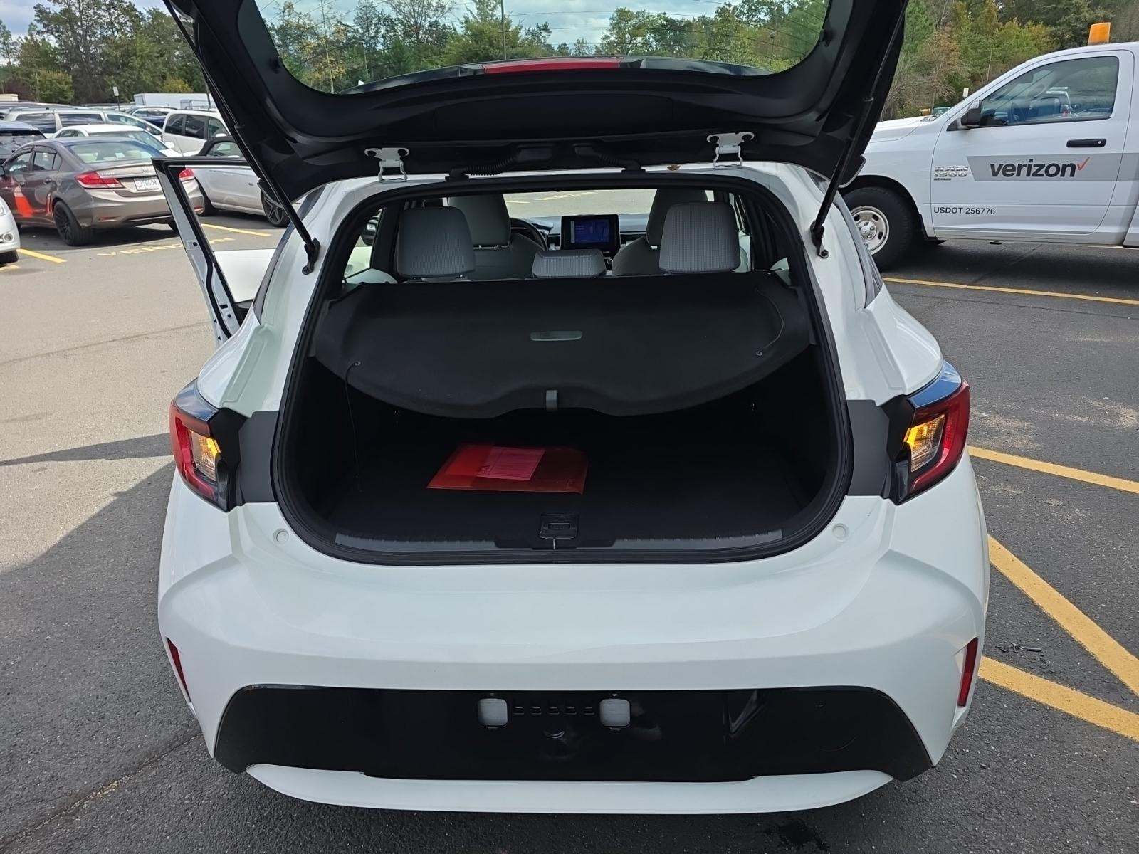 2025 Toyota Corolla SE FWD