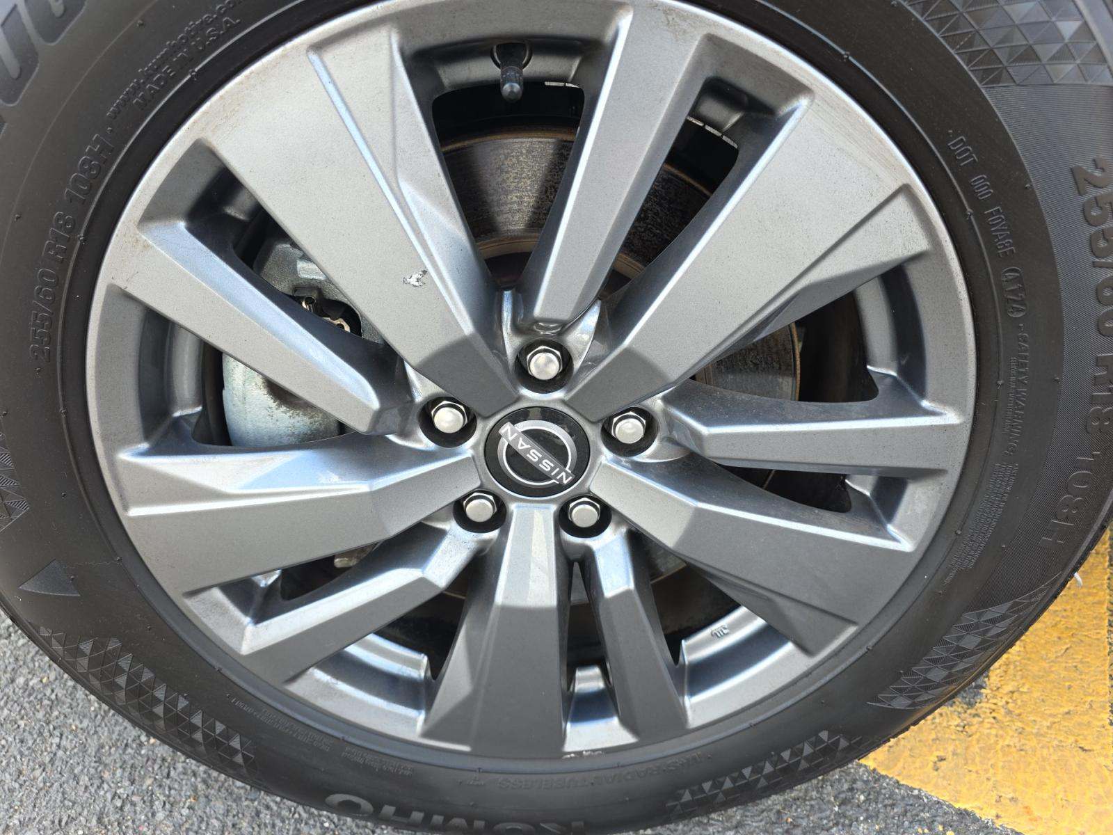 2025 Nissan Pathfinder SV AWD