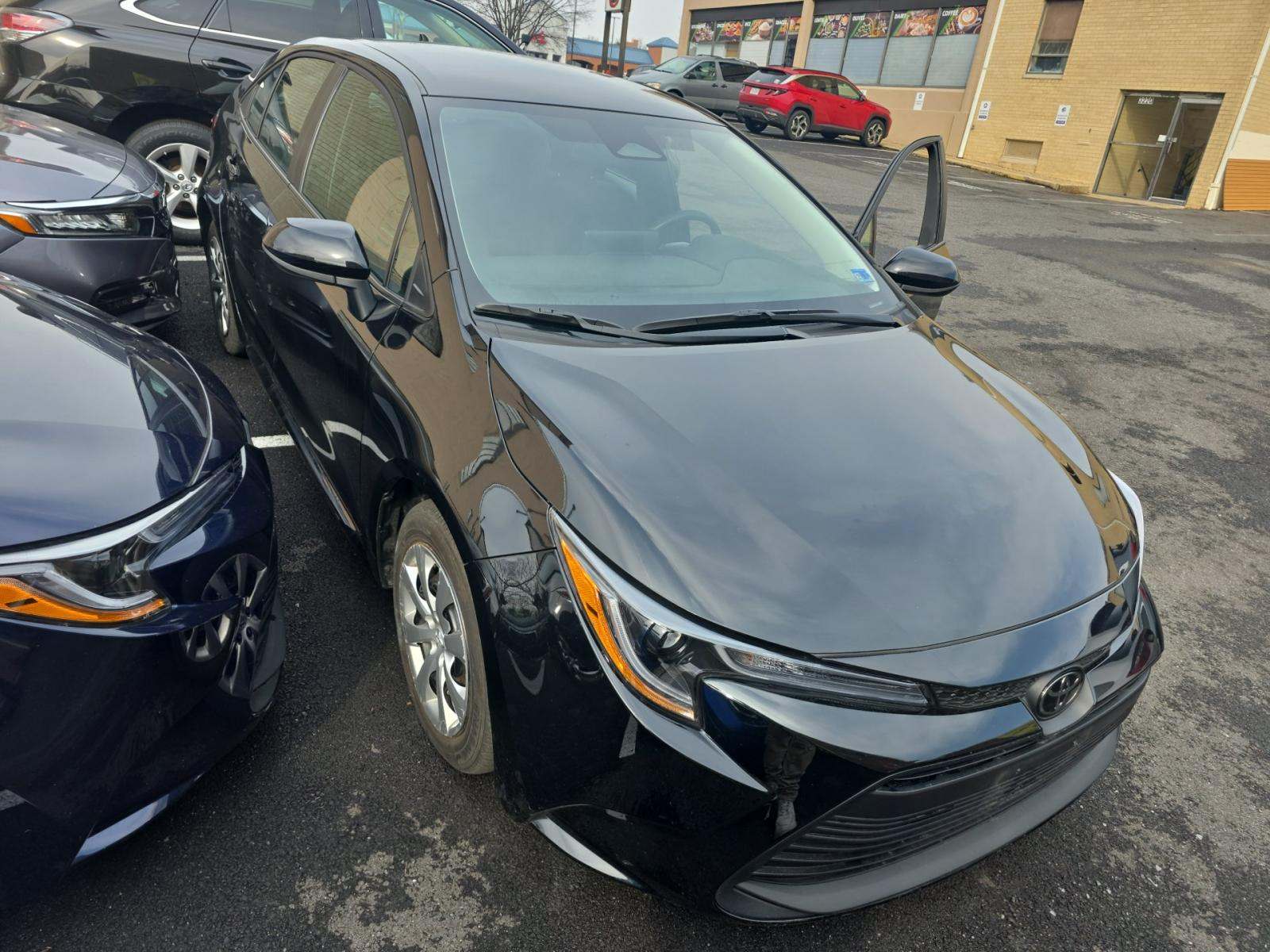 2025 Toyota Corolla LE FWD