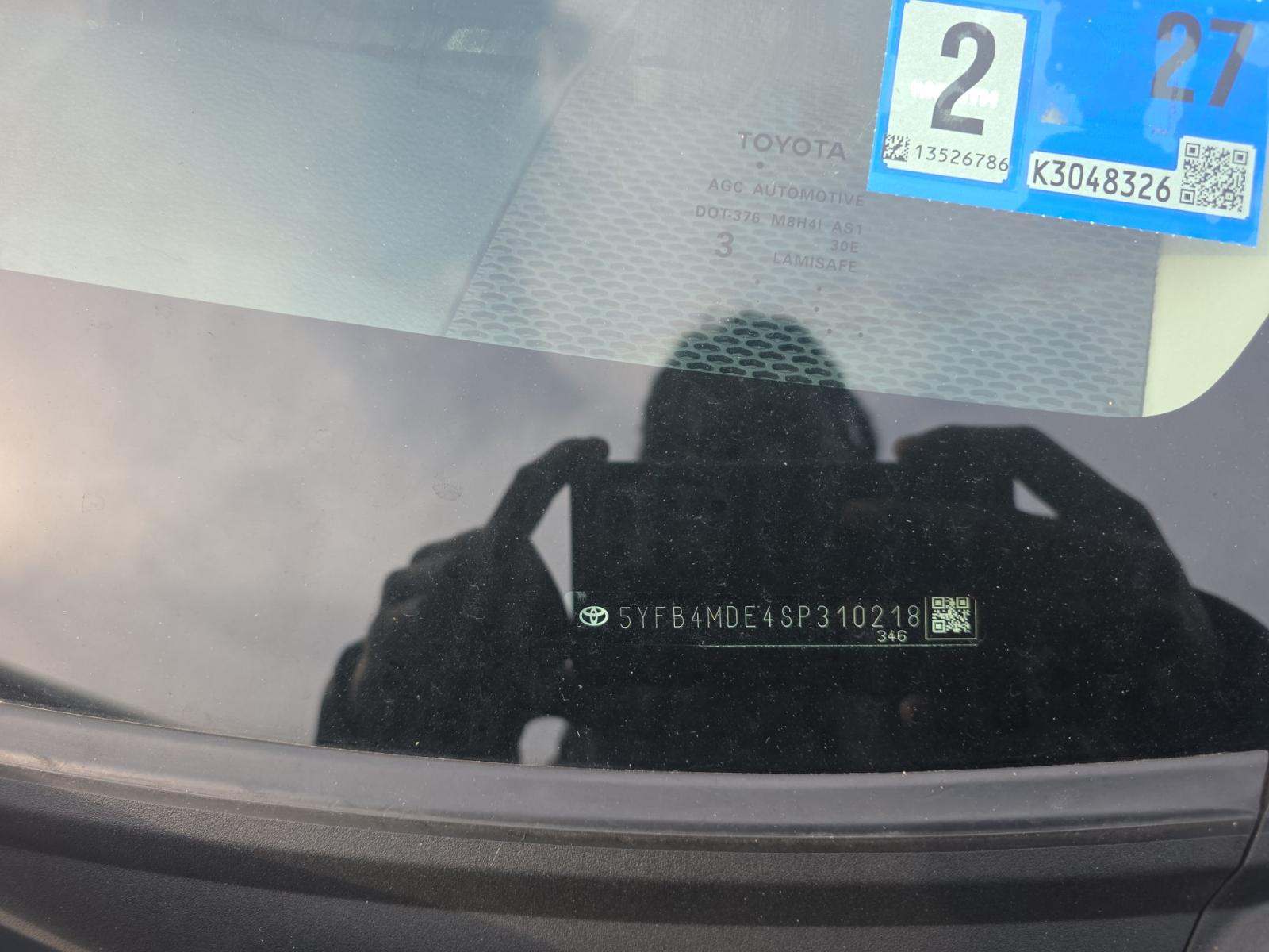 2025 Toyota Corolla LE FWD