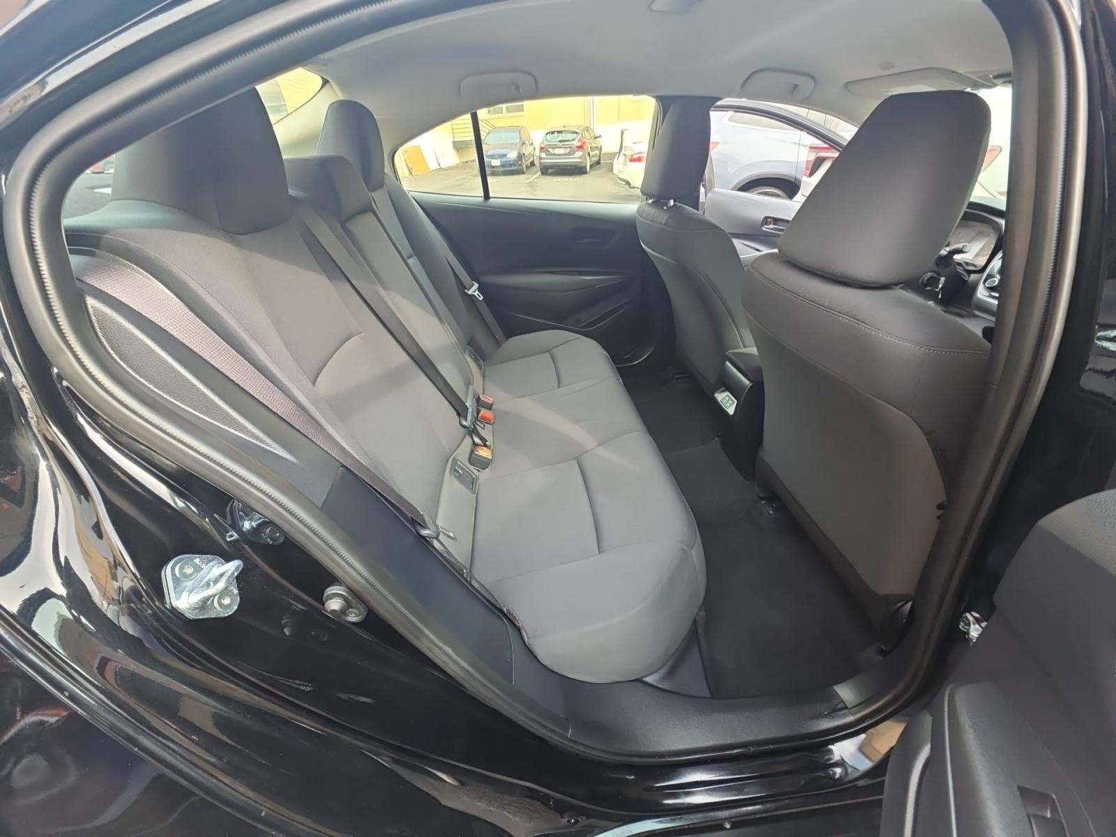 2025 Toyota Corolla LE FWD