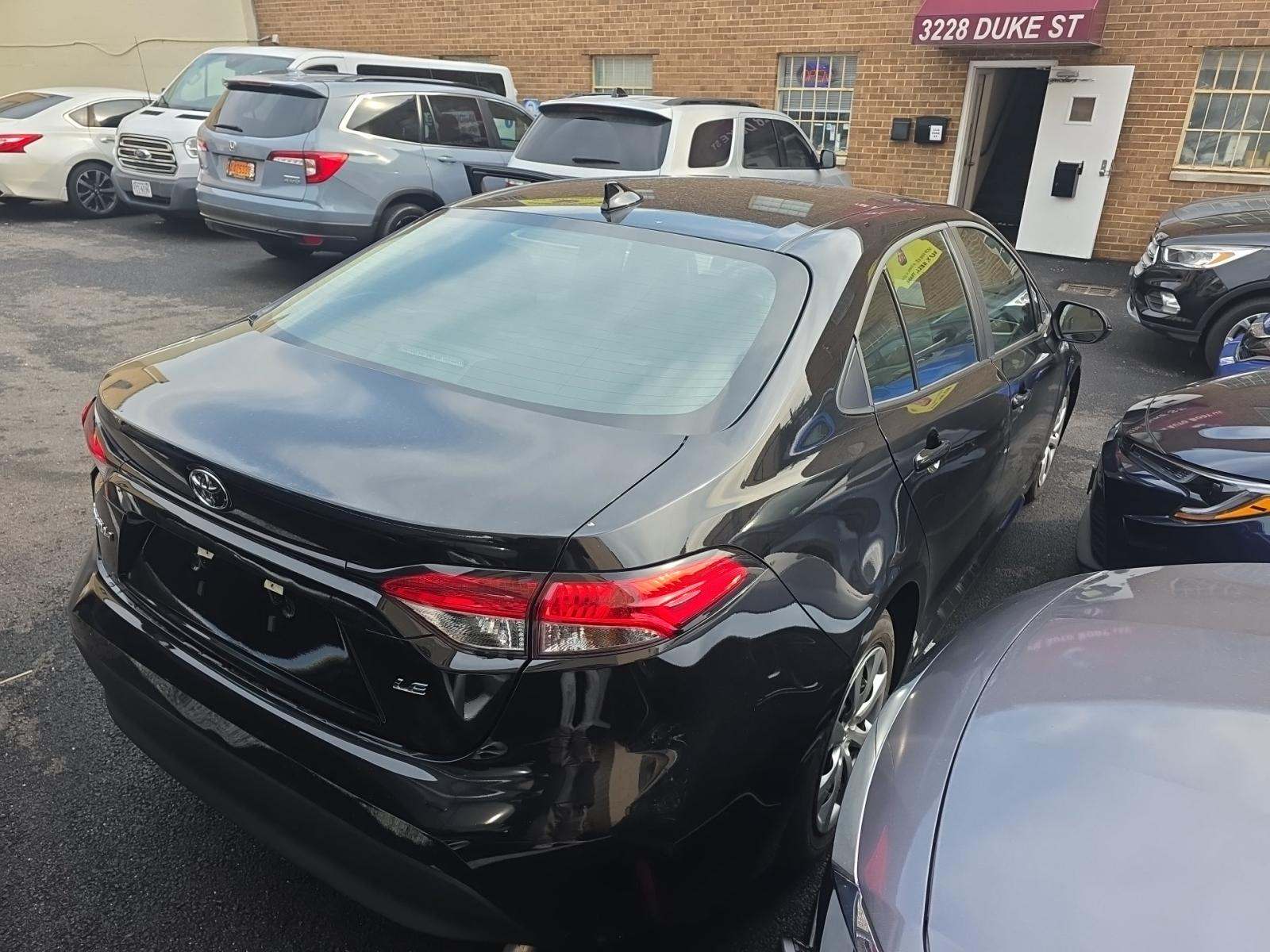 2025 Toyota Corolla LE FWD