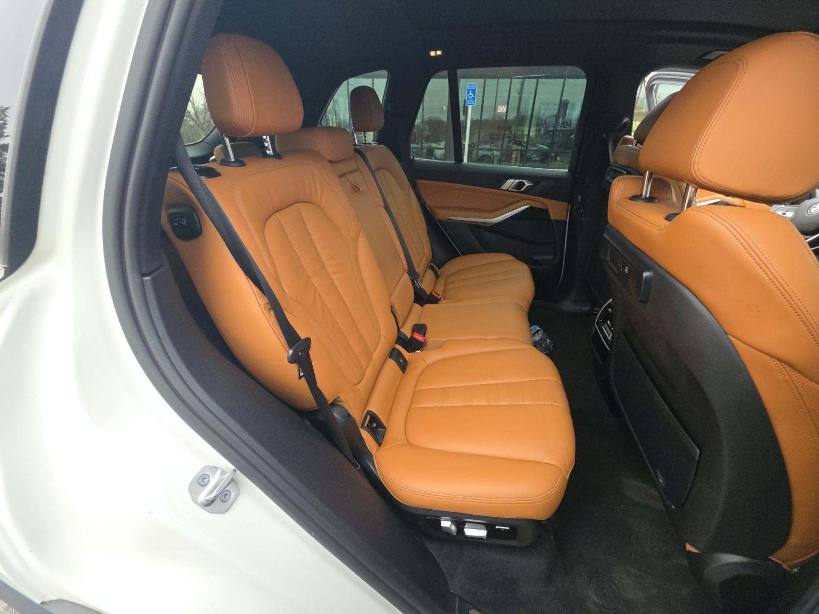 2022 BMW X5 xDrive40i AWD