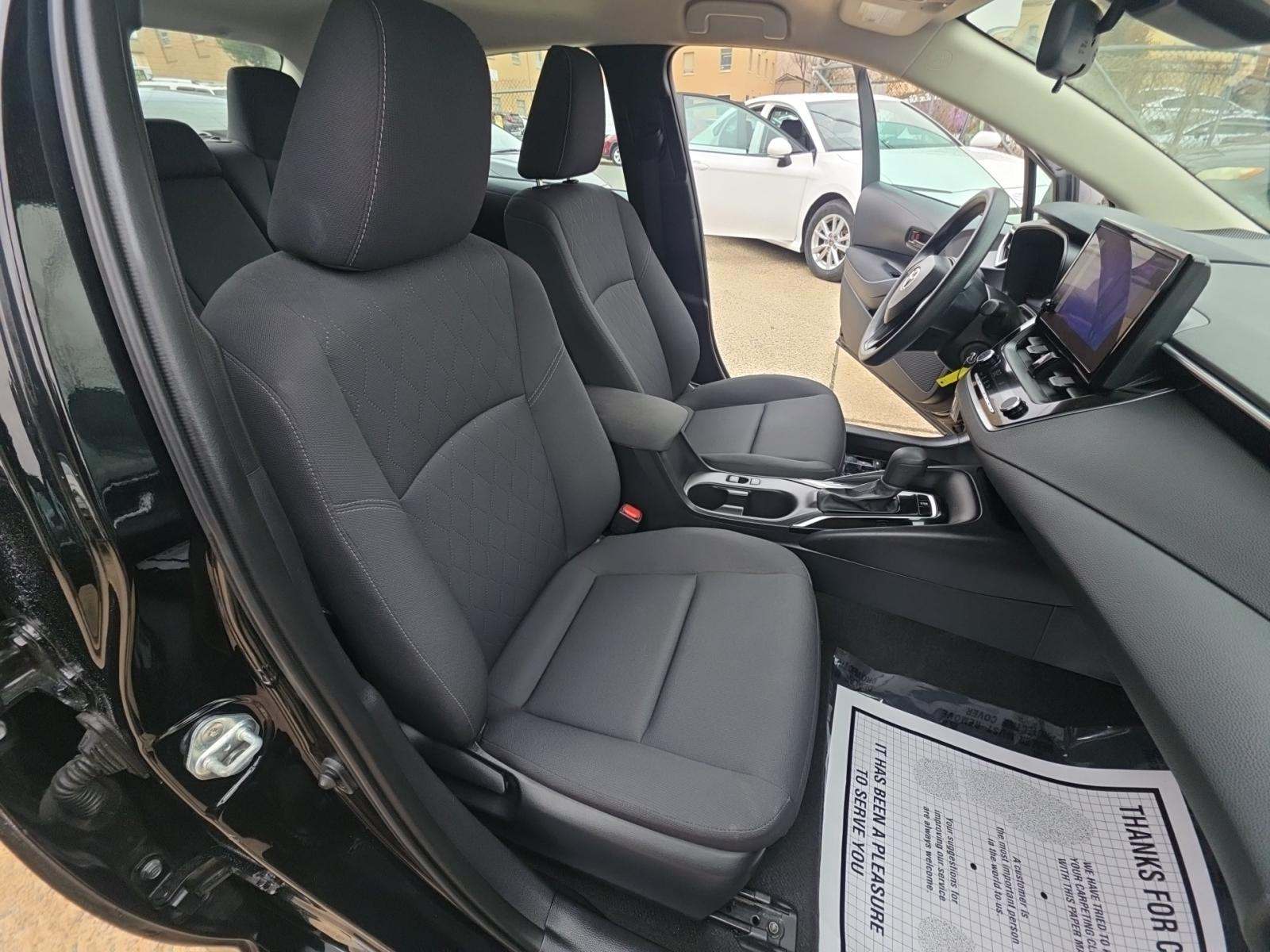 2024 Toyota Corolla LE FWD