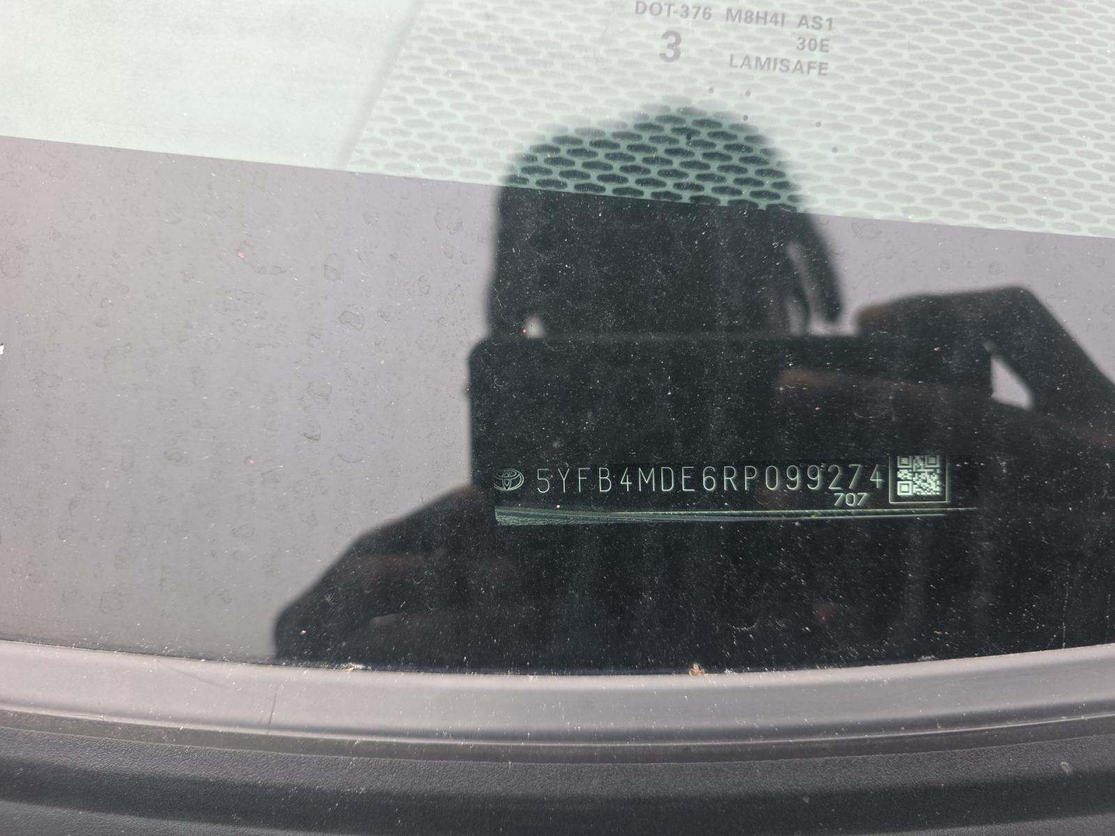 2024 Toyota Corolla LE FWD