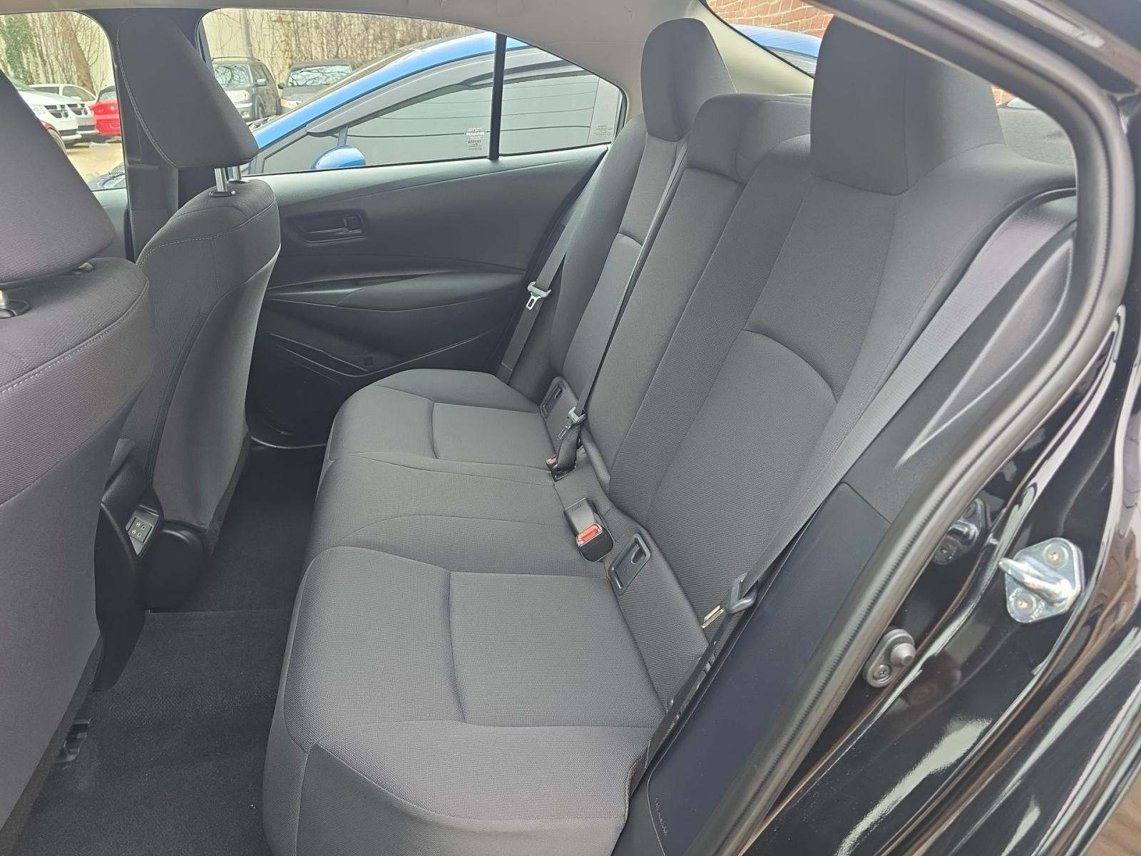 2025 Toyota Corolla LE FWD